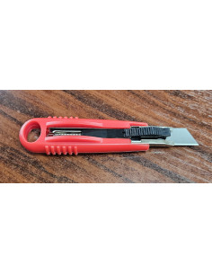 CUTTER 18mm SEGURETAT ESQUERRANS / ZURDOS CUTXILLA RETRACTIL MET 2